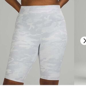 Lululemon wunder under HR  Camo Bike Shorts